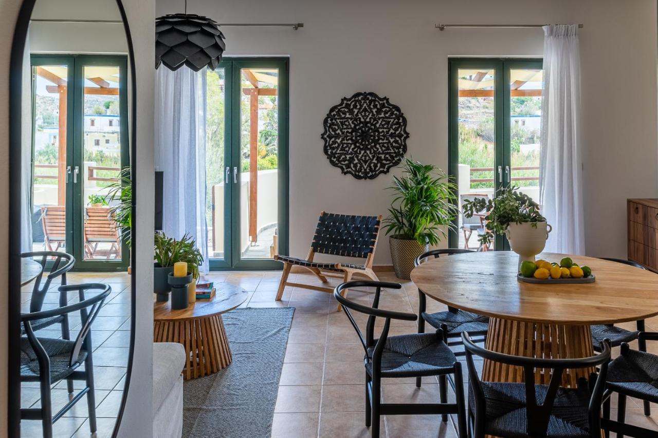 Syra Suites Vári Dış mekan fotoğraf
