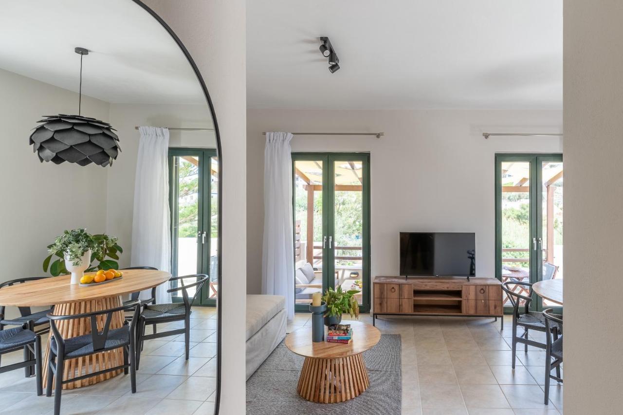 Syra Suites Vári Dış mekan fotoğraf