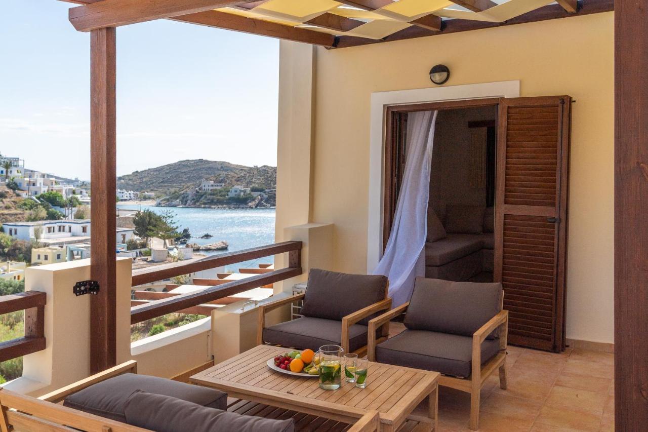 Syra Suites Vári Dış mekan fotoğraf