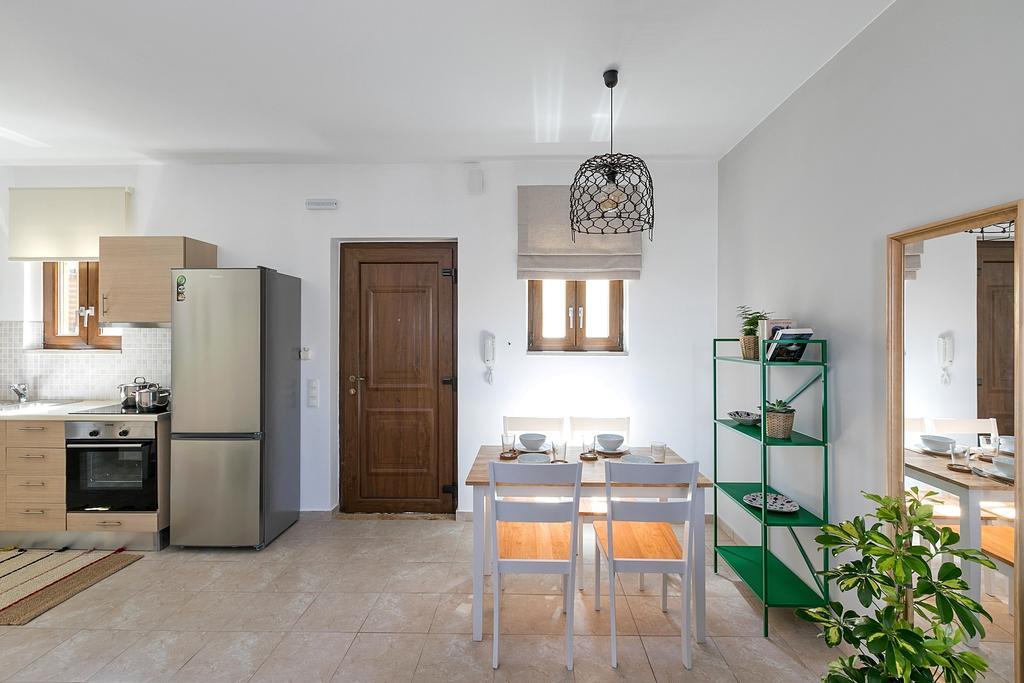 Syra Suites Vári Dış mekan fotoğraf